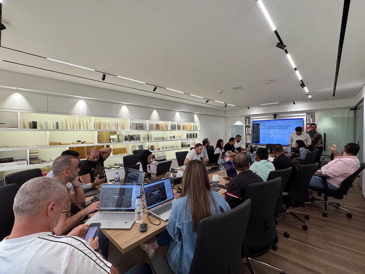 Hands-on AI workshop: building AI employees with a leadership team